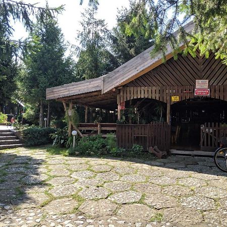 Camping Robinson Country Club Oradea Exterior foto