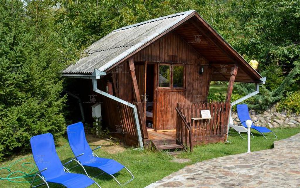 Camping Robinson Country Club Oradea Exterior foto